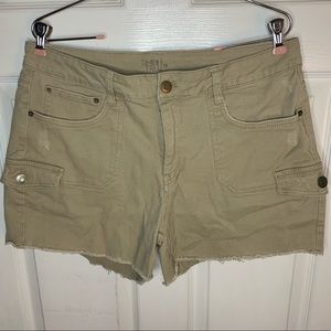 Khaki shorts